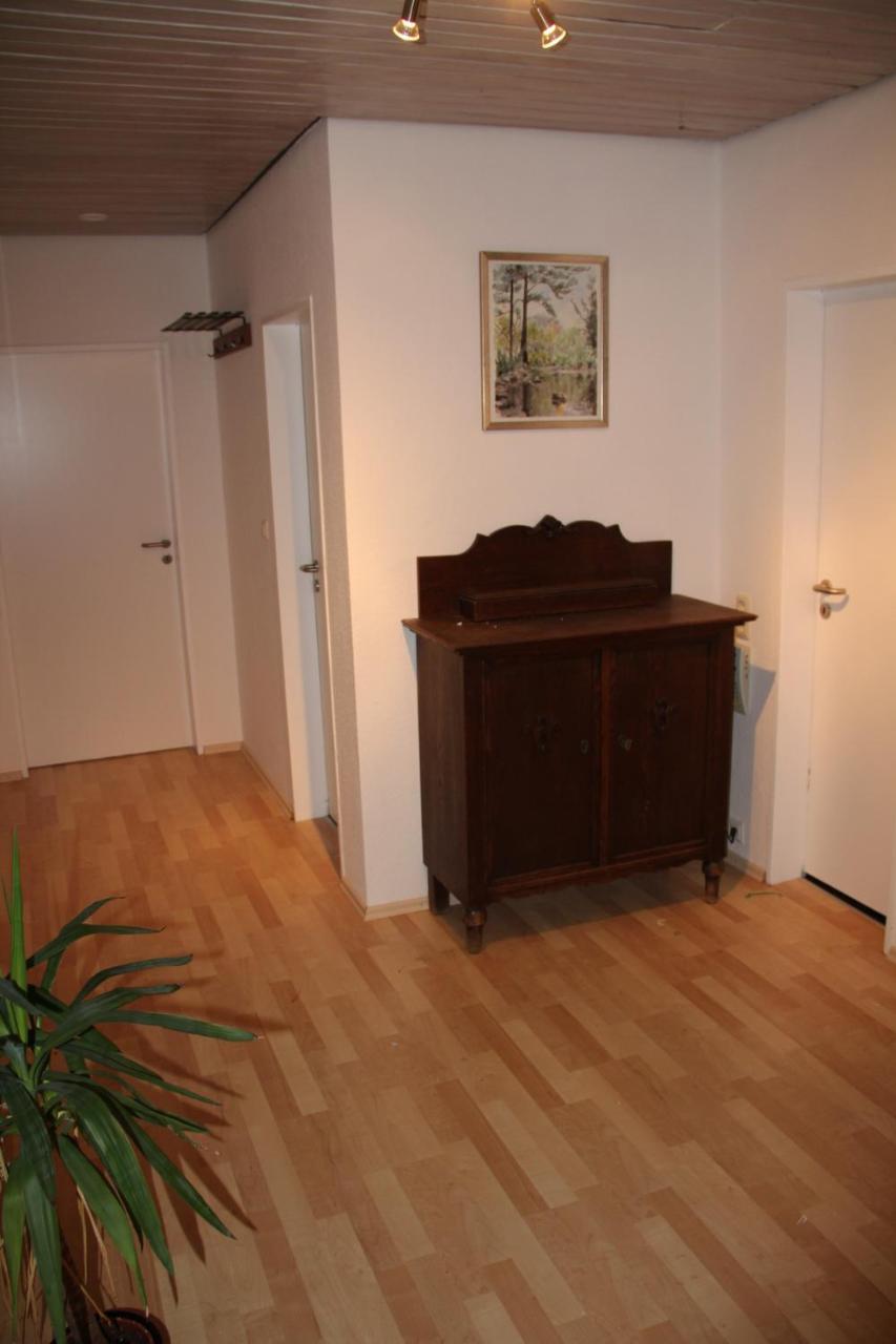 Apartment Mit 4 Schlafzimmer Fuer 2 Bis 9 Gaeste----apartment With 4 Bedrooms For 2 To 9 Guests Nürnberg